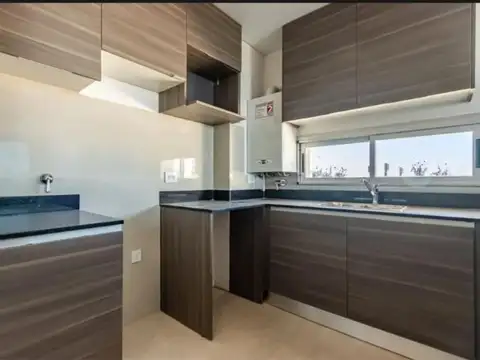 Avellaneda Bis 700, Piso 09