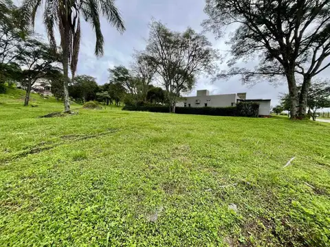VENTA LOTE COUNTRY LA ARBOLEDA