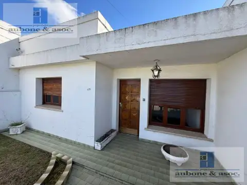 Casa 5 ambientes en venta General Belgrano