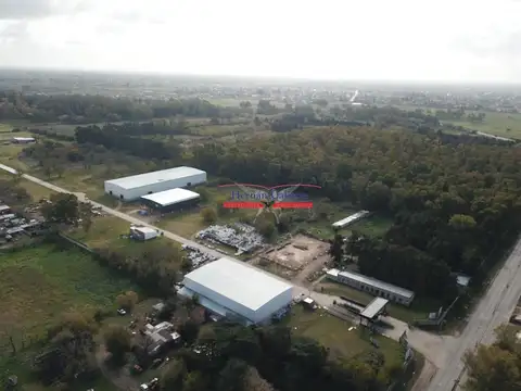 EXCELENTE NAVE DE 3500 M² EN EL PARQUE INDUSTRIAL DE MERLO
