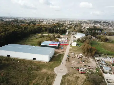 EXCELENTE NAVE DE 3500 M² EN EL PARQUE INDUSTRIAL DE MERLO