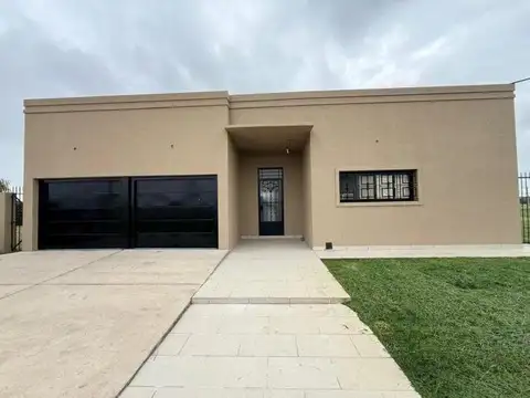 Casa 3 dormitorios A Estrenar - El Molino, Roldan