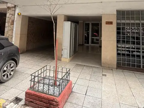 Venta de cochera  cubierta para 2 AUTOS, PLZ MITRE