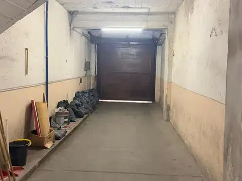 Venta de cochera  cubierta para 2 AUTOS, PLZ MITRE