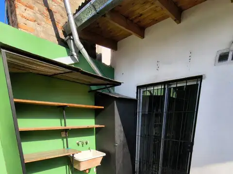 Departamento en Alquiler en Lanus Este, $ 650.000