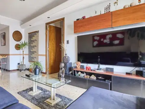 Departamento en venta - 3 Dormitorios 2 Baños - Villa Crespo