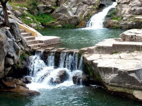 Terreno en Venta 33  mts Fondo