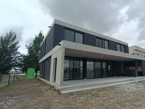 Casas en Venta en El Naudir desde USD250.000