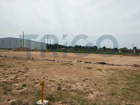 Terreno en Venta 44  mts Frente