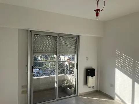 Departamento en Alquiler en Haedo, $ 630.000