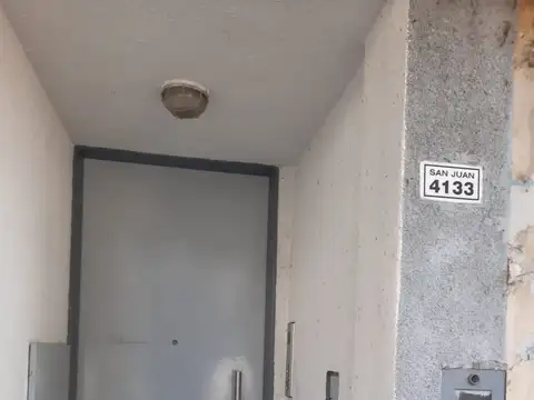 Depto Tipo Casa en Alquiler de 4 ambientes