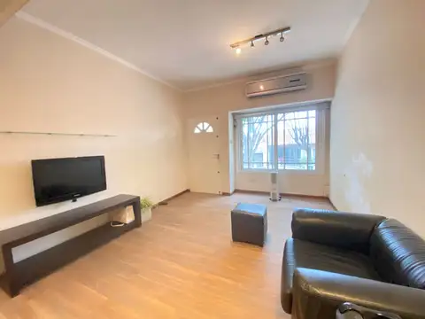 Depto Tipo Casa en Venta en Saavedra, USD 390.000