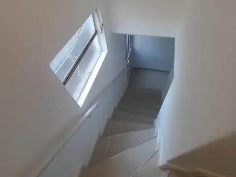 Depto Tipo Casa 2 ambientes con 1 baño