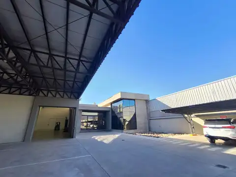 Local en Alquiler en Coronel Dorrego, Guaymallén