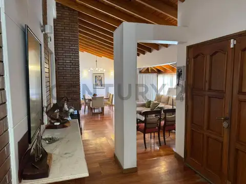 Casa en Venta en Luján de Cuyo, USD 470.000