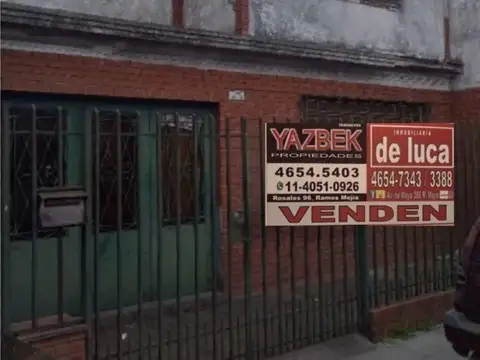 CASA 4 AMBIENTES EN VENTA