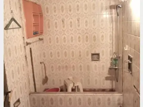 CASA 4 AMBIENTES EN VENTA