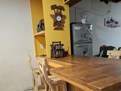Casa con escritura en Barrio San Miguel, Zárate — lista para vivir, no para reformar