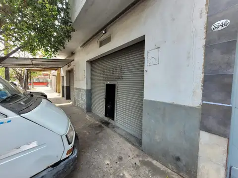 VENTA DE DEPOSITO DE 190 METROS EN CASEROS