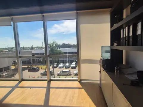 Oficina en Venta en Fisherton, USD 119.000