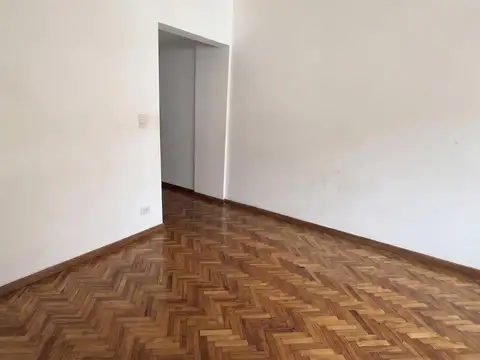 Departamento 5 ambientes con 1 baño
