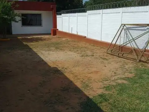 Casa 2 ambientes con 1 baño