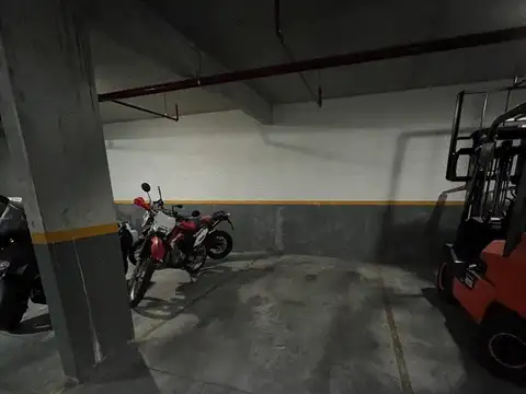 Cochera en Venta Cubierta