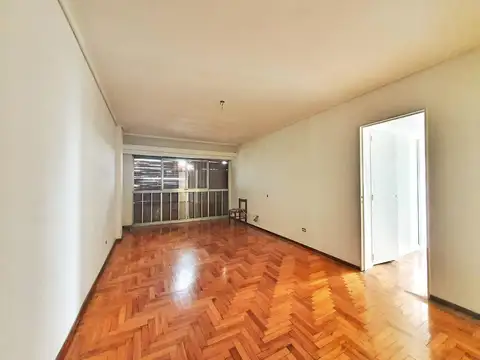 AV. BARTOLOME MITRE 1800