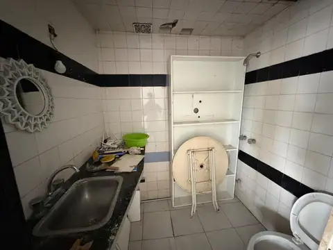 Local en Alquiler en Caisamar, $ 1.800.000