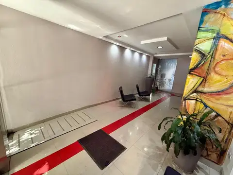 Malvinas Argentinas 800, Piso 8º