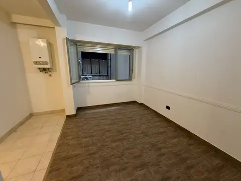 General Güemes 4000, Piso 2