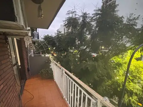 Guayra 2300, Piso 3