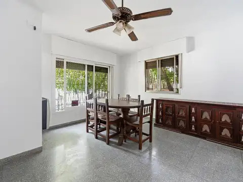 Casa.3 dormitorios. Esmeralda al 300. Tigre