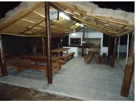 Casa en venta 3 dormitorios - Villa la Rivera