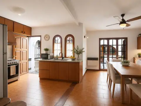 Casa 5 ambientes con 3 baños