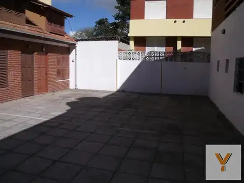 PH en venta - 2 dormitorios 2 baños - cochera - 77mts2 - San Bernardo Del Tuyú