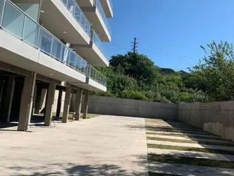Laprida 551 , Piso 1