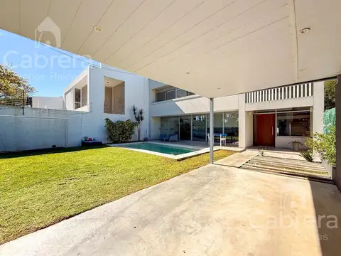 Casa en Venta en Manuel B Gonnet, USD 235.000