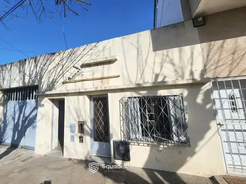 VENTA | PERMUTA - Casa de 2 dormitorios - Barrio Urquiza, Rosario. APTO CRÉDITO.
