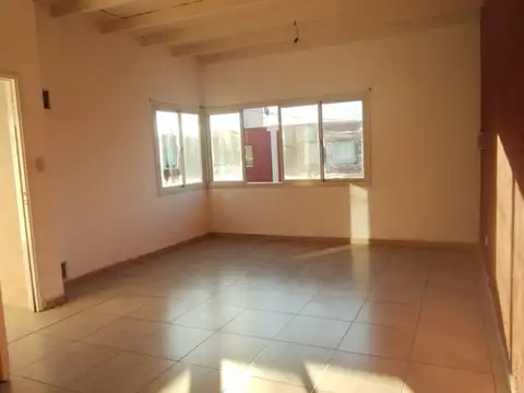 Depto Tipo Casa en Venta con 1 cocheras