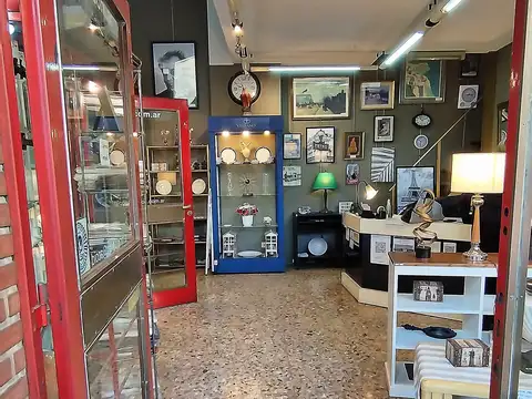 Local en Alquiler Via Púb.