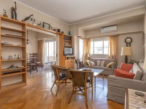 Impecable 3 Ambientes con Dependencia en Recoleta