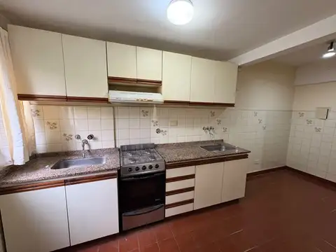 Departamento en Alquiler 48 años