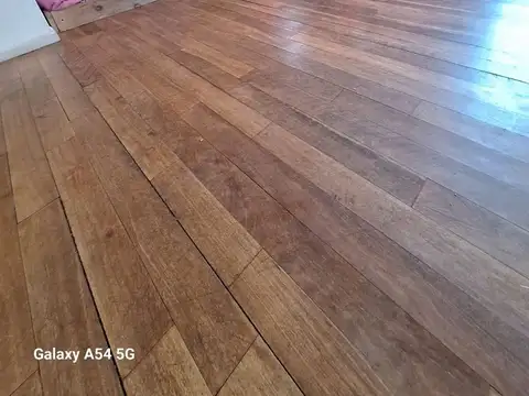 Galpon con vivienda y oficinas en villa Crespo