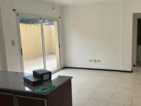 Departamento en Alquiler con 1 cocheras