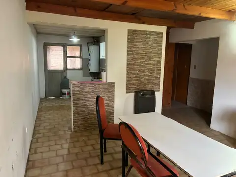 Casa en Venta en General Roca, USD 57.000