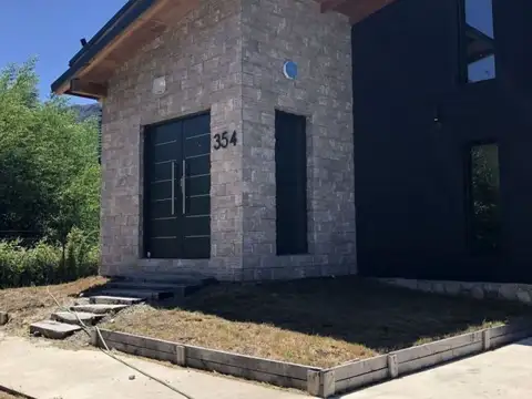 Casa 6 ambientes con 3 baños
