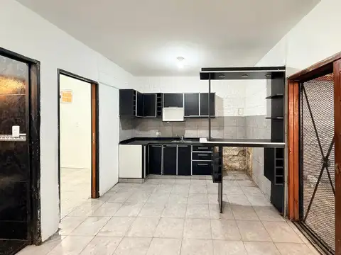 Monte Grande Arenales y Libertad al 1100
