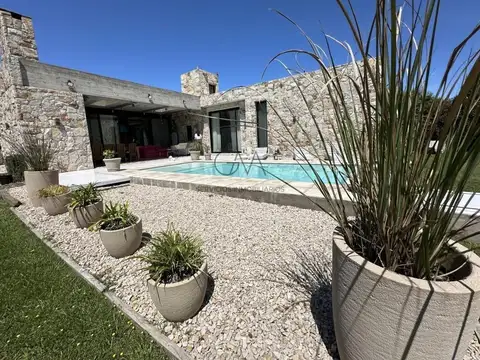 Jorge Newbery 4550, Mar Del Plata, Buenos Aires,