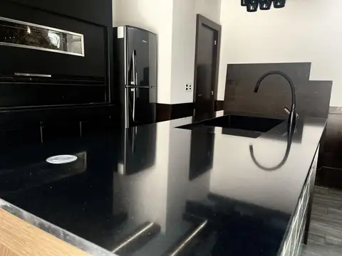 Depto Tipo Casa 5 ambientes con 3 baños